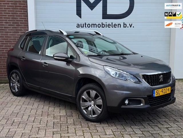 Peugeot 2008 1.2 Blue Lion - Trekhaak - Panorama dak - NAP, Voorwielaandrijving, Parkeersensor, Stof, Origineel Nederlands