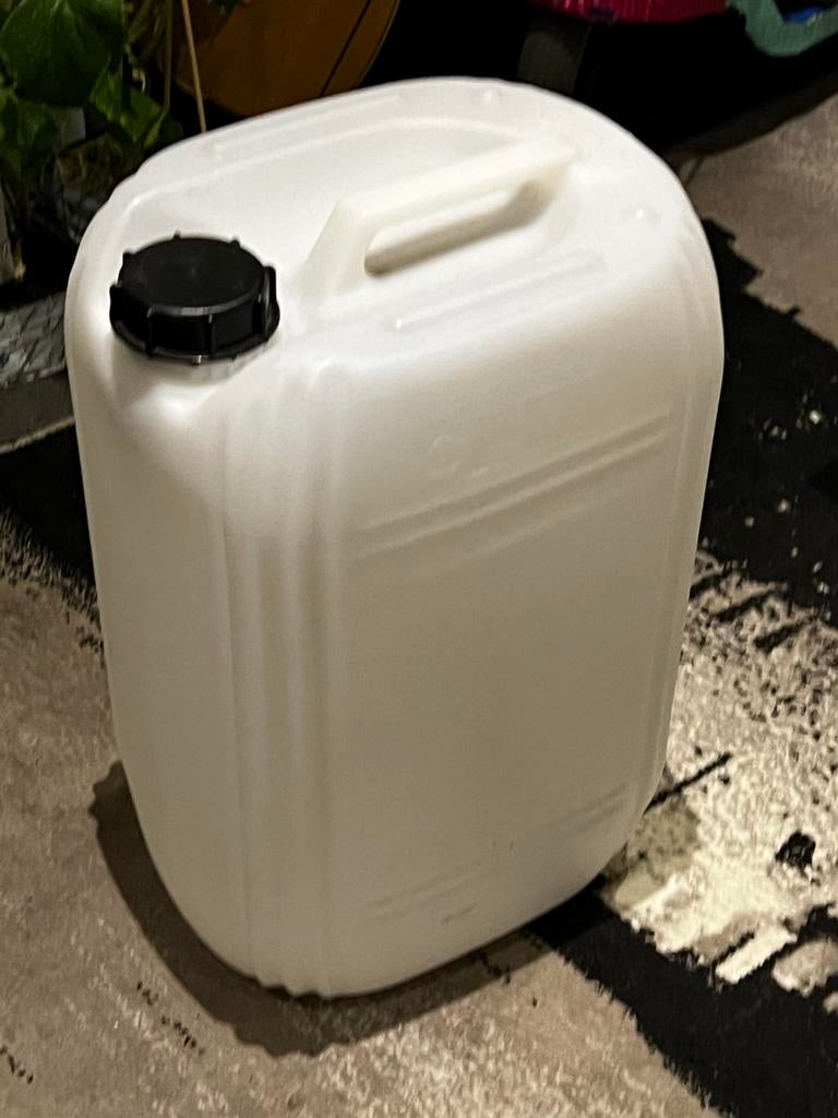 2x Jerrycan 20 liter - Wit kunststof, Ophalen of Verzenden, Nieuw