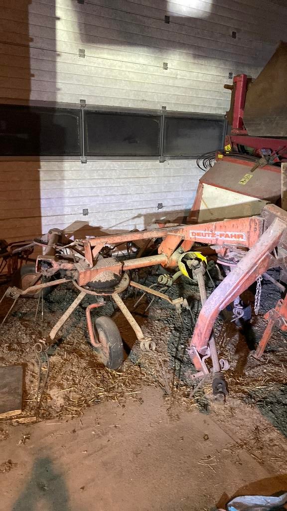 Deutz Fahr schudder, Ophalen, Gebruikt