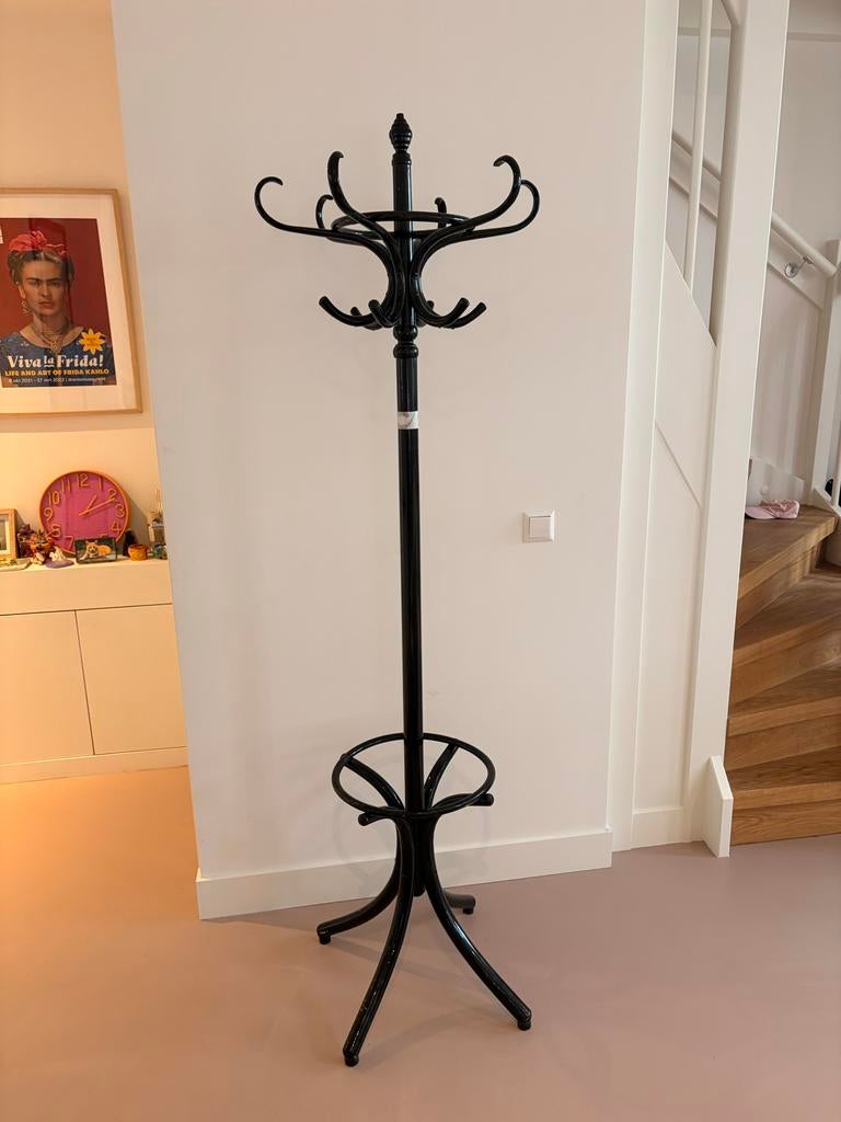 Zwarte staande kapstok, Huis en Inrichting, Woonaccessoires | Kapstokken, Ophalen, Gebruikt, Staande kapstok, 150 tot 200 cm
