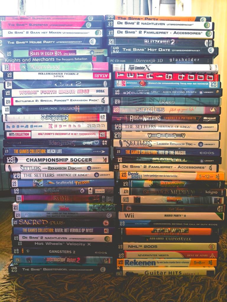 64 pc games en meer Lord of the rings bfme sims, Gebruikt, 1 speler, Ophalen of Verzenden, Vanaf 3 jaar