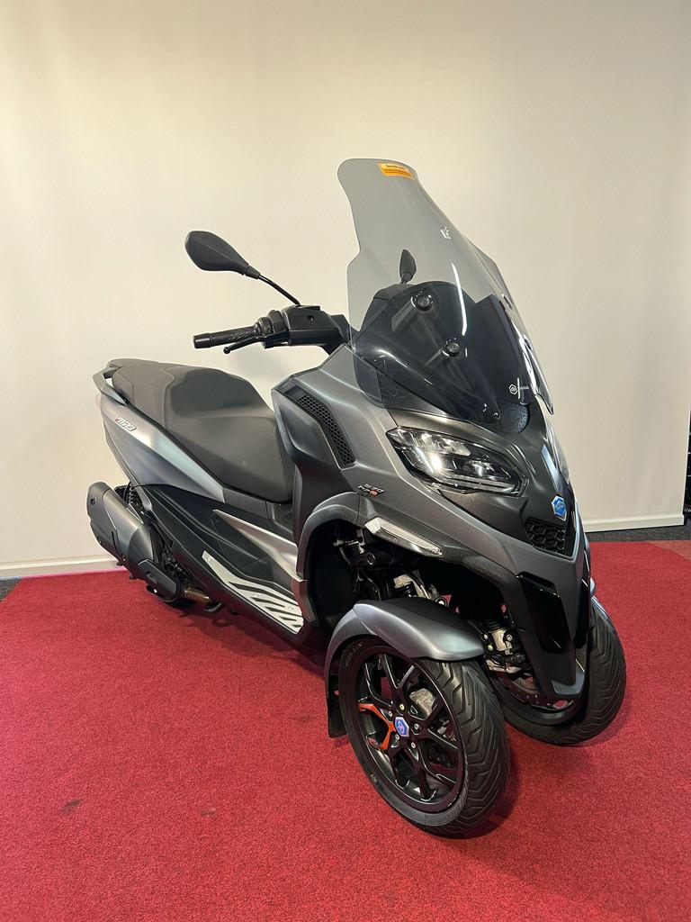 Piaggio 530 MP3 HPE Exclusive ABS Piaggio 530 MP3 HPE Exclus - foto 2