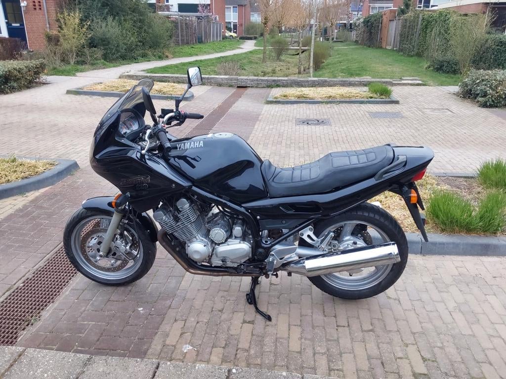 Yamaha diversion 900  en een honda cbr1000 per stuk bieden, Particulier, Toermotor