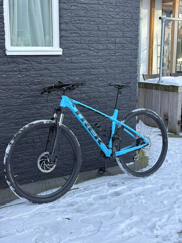 Trek marlin 5 mountainbike L unieke kleur, Fietsen en Brommers, Fietsen | Mountainbikes en ATB, Zo goed als nieuw, Trek, 49 tot 53 cm