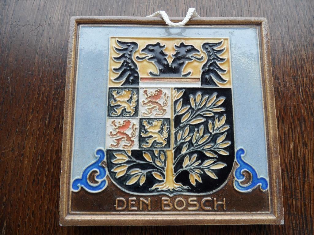 den bosch  westraven tegel  heraldiek  wapen  als nieuw, Ophalen of Verzenden