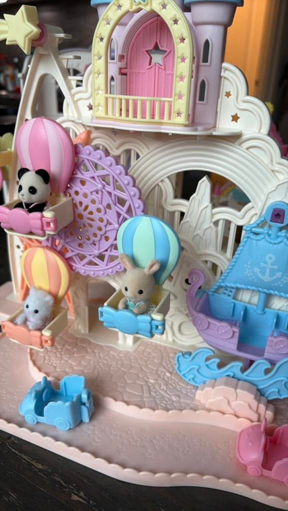 Sylvanian families kermis, Ophalen, Zo goed als nieuw, Poppenhuis