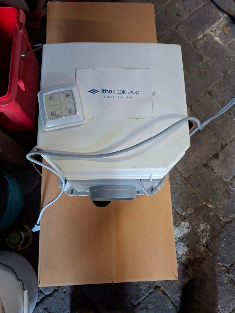 Itho Daalderop CVE Eco Fan ventilatie met vochtsensor, Doe-het-zelf en Verbouw, Ventilatie en Afzuiging, Ophalen