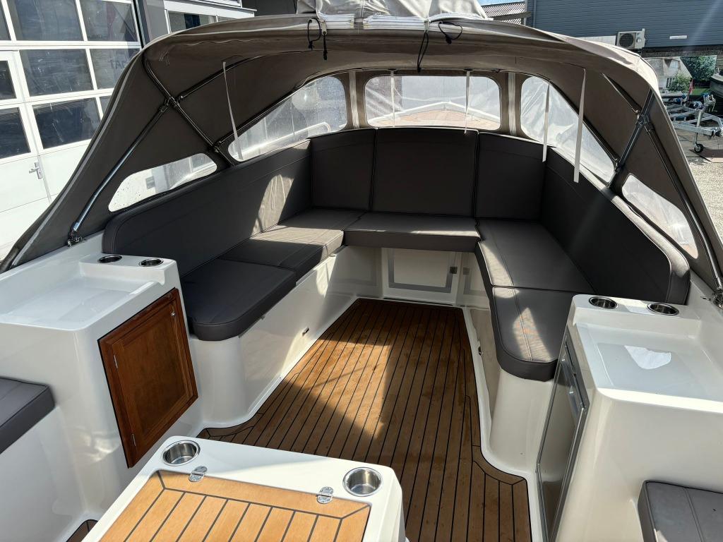 Intender 820 (2017), Ophalen, Gebruikt, Binnenboordmotor, 6 meter of meer