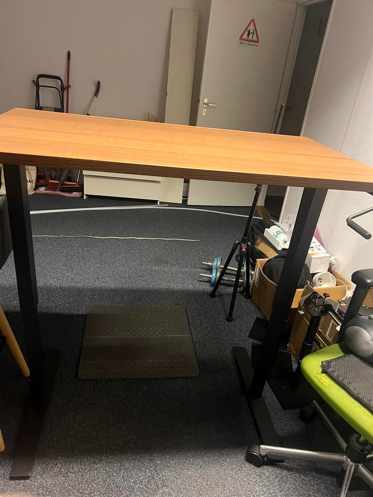 Ikea TROTTEN zit sta bureau, Ophalen