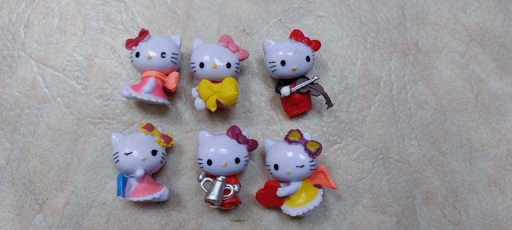 6 hello kitty poppetjes, Ophalen of Verzenden, Zo goed als nieuw, Jongen of Meisje