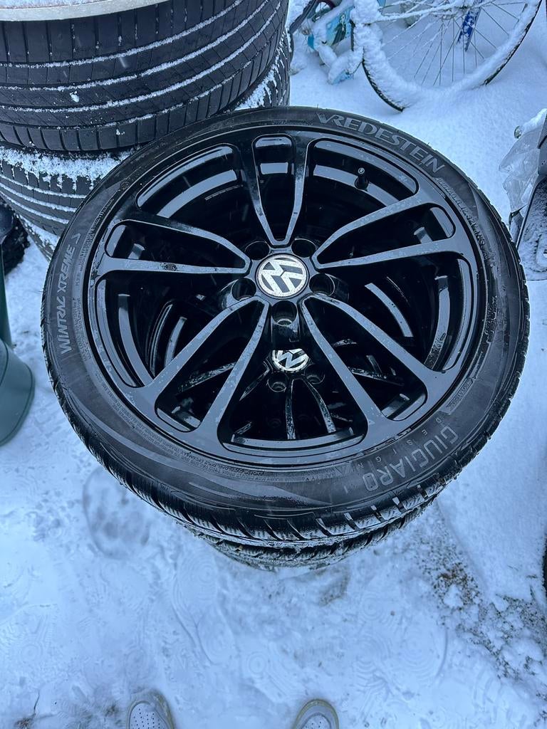 17 inch 5x100 Volkswagen Polo Velgen & Banden set WINTER, Banden en Velgen, 17 inch, Personenwagen, Gebruikt