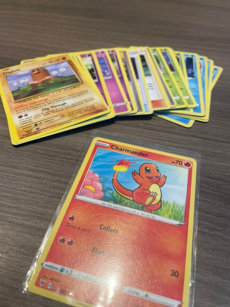 Pokomon kaarten, Verzenden, Zo goed als nieuw, Meerdere kaarten