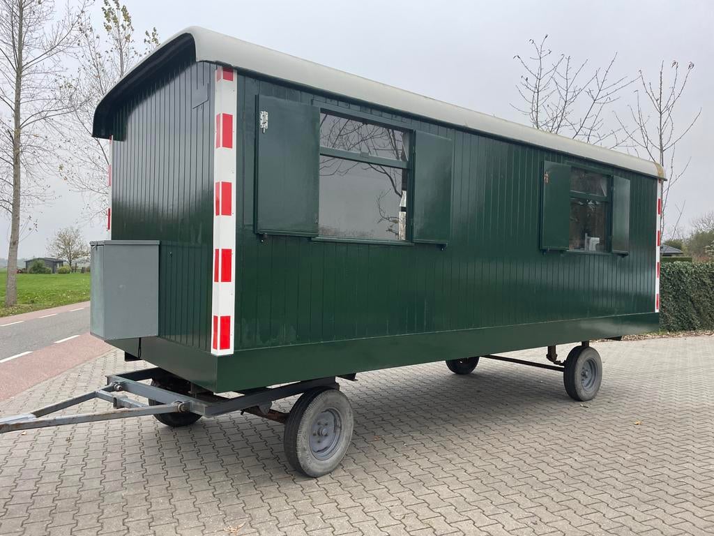 Mooie grote pipowagen Schaftwagen bouwkeet 6 x 2.5, Doe-het-zelf en Verbouw, Bouwketen en Schaftketen, Zo goed als nieuw, Ophalen of Verzenden