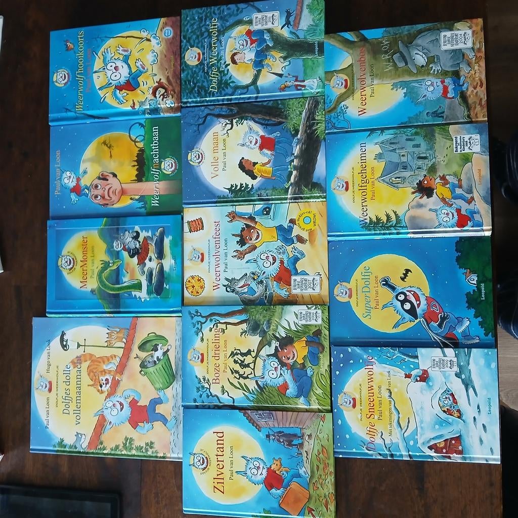 Dolfje weerwolfje boeken, 13 stuks., Ophalen of Verzenden, Gelezen, Paul van Loon, Fictie algemeen