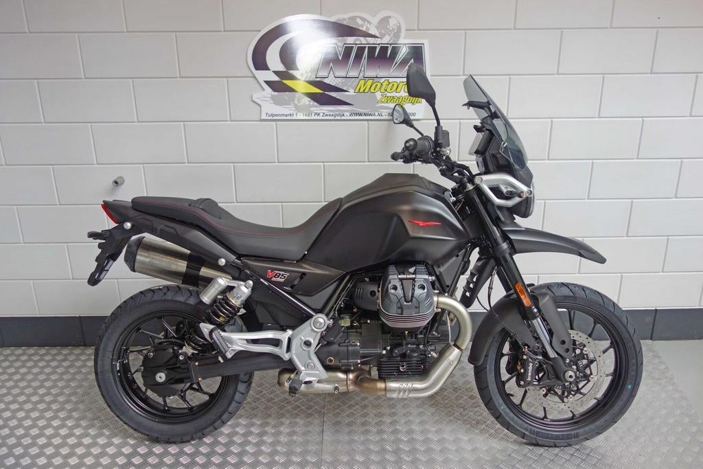 MOTO GUZZI V 85 STRADA