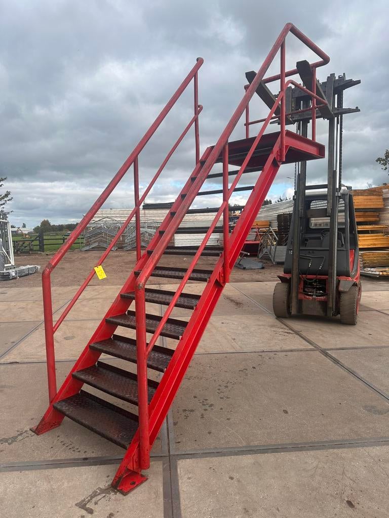 Stalen bordestrap steektrap wenteltrap trap trappen 53, Ophalen of Verzenden, Minder dan 2 meter