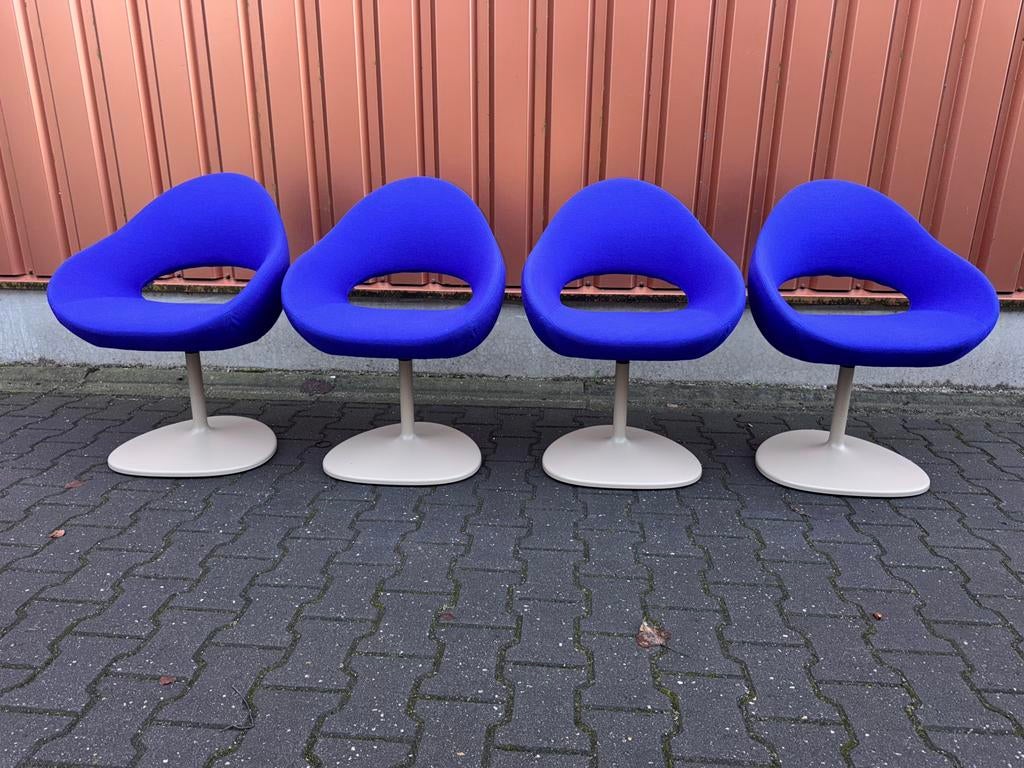 Artifort Shark stoelen (4x) zgan - Rene Holten, Ophalen, Zo goed als nieuw, Vier, Metaal