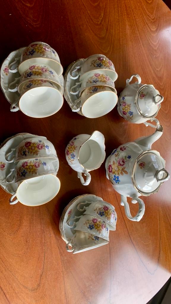 Gebloemd zgan Bareuther Bavaria 28 delig Servies jaren 40, Antiek en Kunst, Antiek | Servies compleet, Ophalen of Verzenden