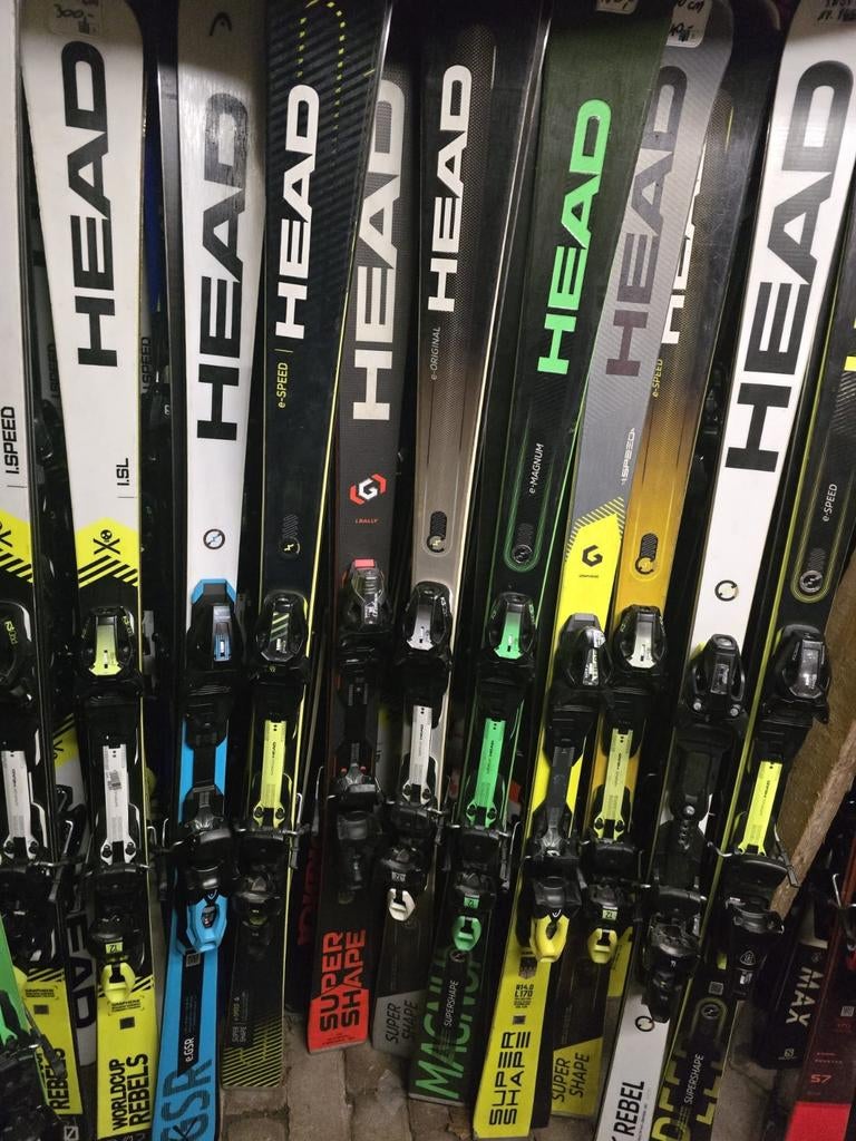 GROOTSTE VOORRAAD SKIS EN SKI SCHOENEN, Overige merken, 160 tot 180 cm, Ophalen of Verzenden, Zo goed als nieuw