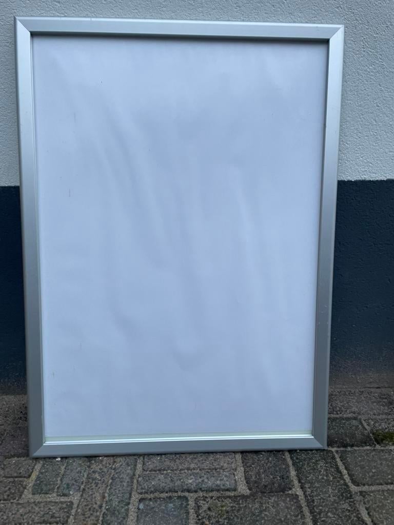 Kliklijst, Huis en Inrichting, Woonaccessoires | Lijsten, Ophalen of Verzenden, Gebruikt, Metaal of Aluminium, 50 tot 75 cm