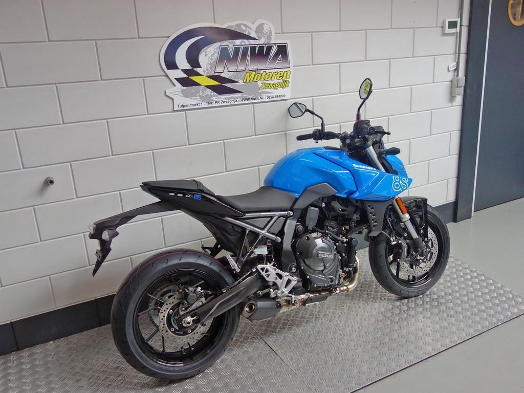 SUZUKI GSX-8S (bj 2026) - foto 3