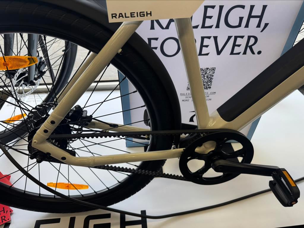 Raleigh one Direct leverbaar nu voor 2699!, Ophalen, Zo goed als nieuw, 50 km per accu of meer, Overige merken