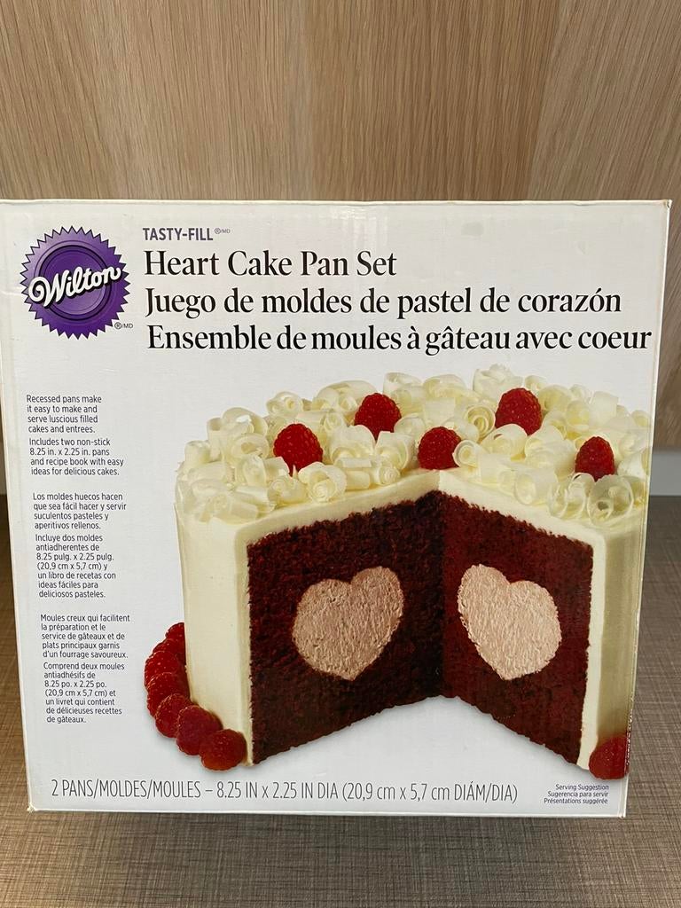 Wilton Heart Cake Pan Set, Ophalen, Zo goed als nieuw, Taarten, Bakvorm