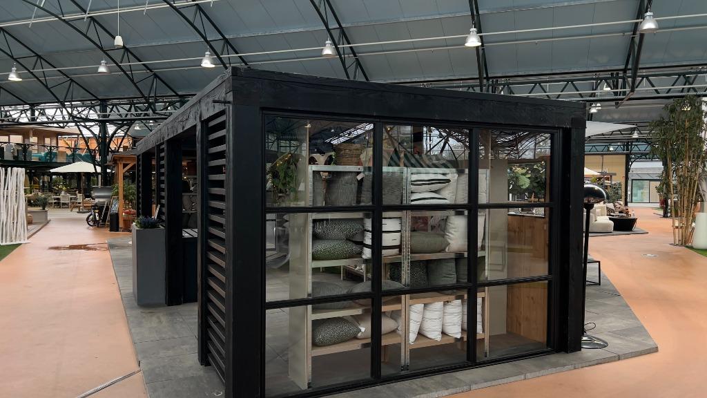 Showmodel Carpertier Zwart  - OP = OP, Ophalen, 200 tot 400 cm, Overige typen, Zo goed als nieuw