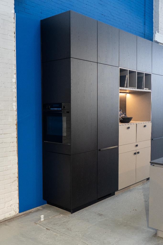 Showroomkeuken zeer compleet met Bosch Bora Steen, Ophalen, Zwart, Dubbelwandige keuken, Met kookeiland