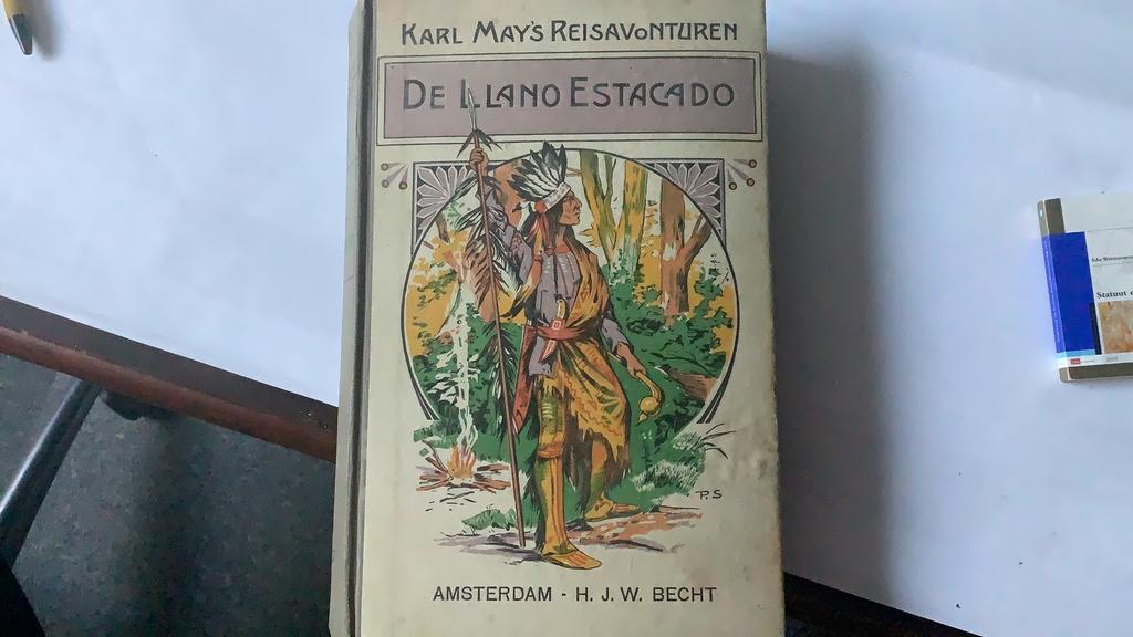 Karl May. De Lano Estacado., Ophalen of Verzenden, Zo goed als nieuw