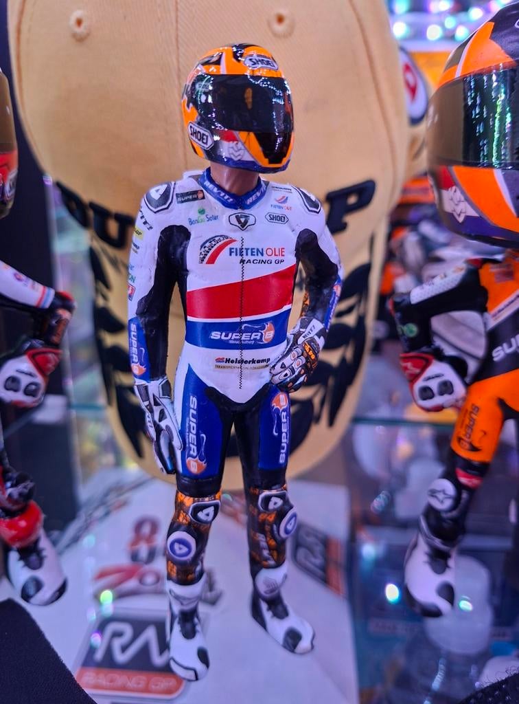 Zonta vd Goorbergh figuurtje 1 op 12, Ophalen of Verzenden