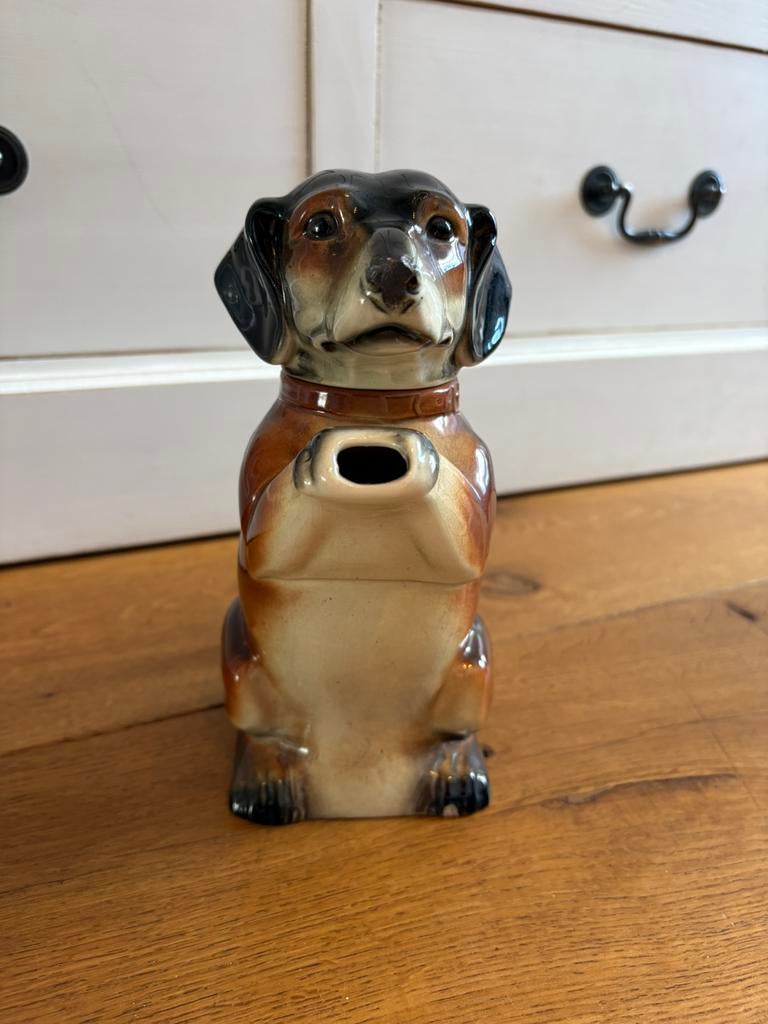 Cortendorf vintage teckel theepot, Antiek en Kunst, Antiek | Keramiek en Aardewerk, Ophalen of Verzenden