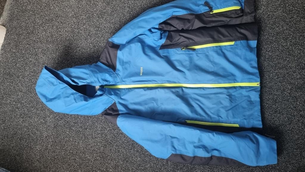 Ski jas van de decathlon maat 153-162, Kinderen en Baby's, Ophalen of Verzenden, Zo goed als nieuw, Meisje, Jas