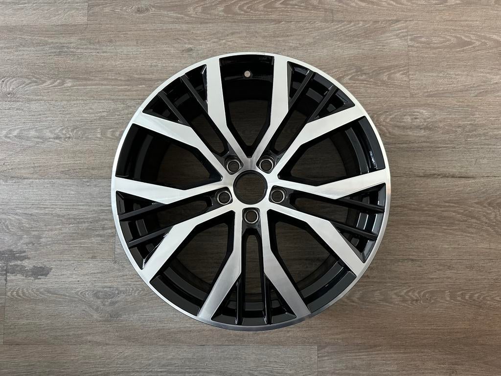 19'' ORI VW Golf 7R GTI Santiago 5G0601025AN Velgen SET, Auto-onderdelen, Banden en Velgen, 19 inch, Velg(en), Nieuw, Ophalen of Verzenden