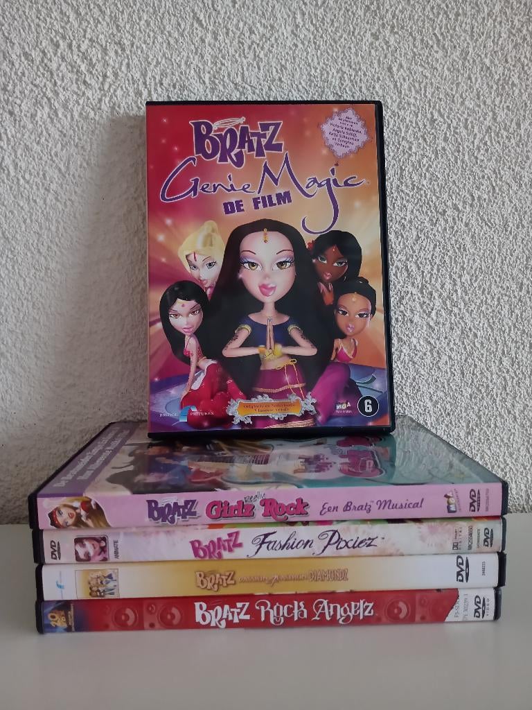  5 DVD’S van BRATZ, Cd's en Dvd's, Dvd's | Tekenfilms en Animatie, Gebruikt, Europees, Tekenfilm, Vanaf 6 jaar, Ophalen of Verzenden