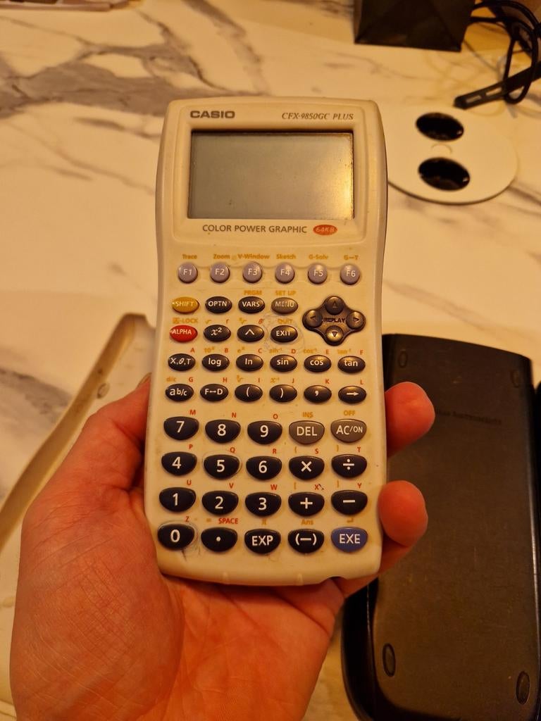 Casio cfx 9850gc plus grafische rekenmachine, Diversen, Schoolbenodigdheden, Ophalen of Verzenden, Gebruikt