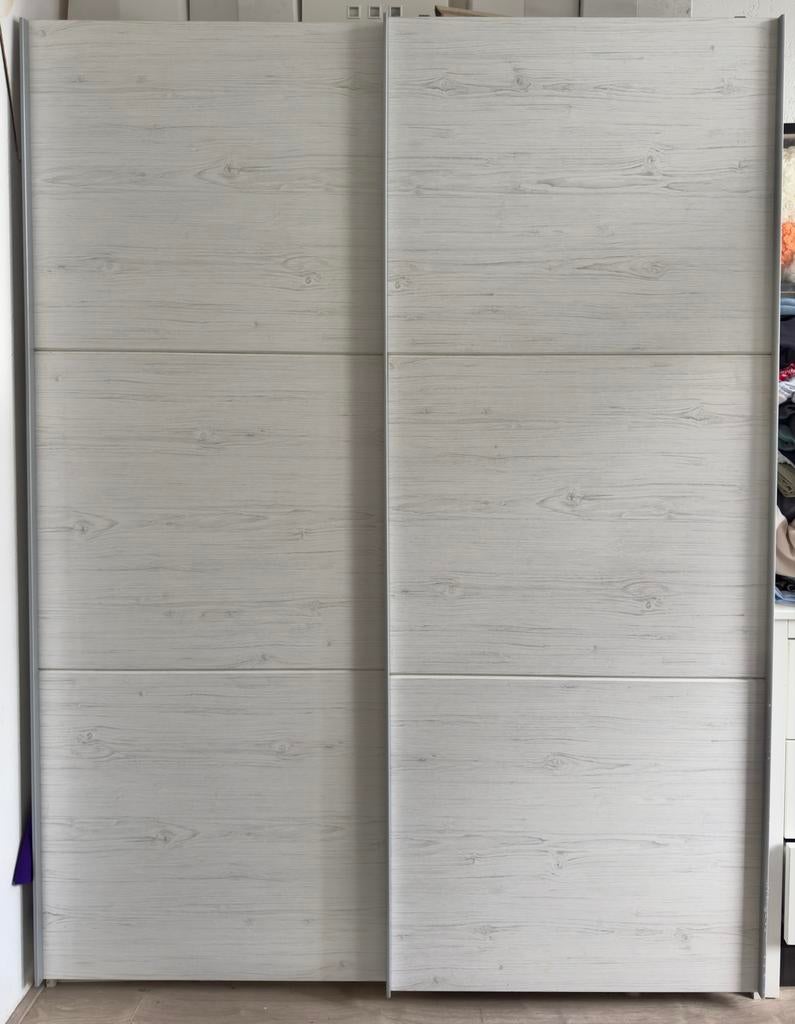 Moderne kledingkast met zweefdeuren, Ophalen, 200 cm of meer, 150 tot 200 cm, Zo goed als nieuw