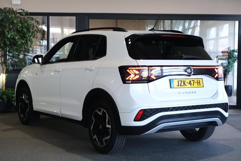 Volkswagen T-Cross 1.5 TSI 2x R-Line 150PK DSG Facelift Navi, T-Cross, 4 cilinders, 150 pk, 1226 kg