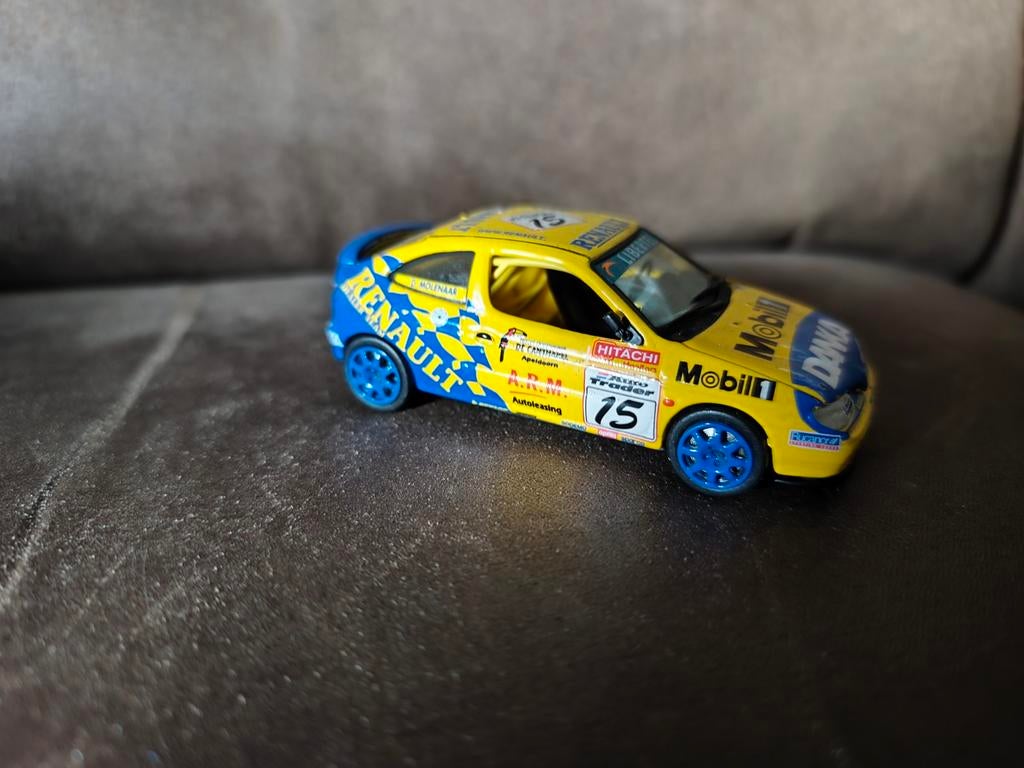 Renault Megane 1:43 Donald Molenaar, Hobby en Vrije tijd, Modelauto's | 1:43, Ophalen of Verzenden, Auto, Overige merken