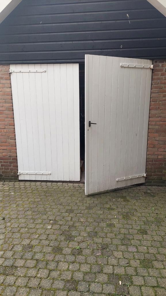 Garagedeuren / Schuurdeuren - Wit Hout, Doe-het-zelf en Verbouw, Deuren en Horren, Ophalen, Gebruikt, Garagedeur, Hout