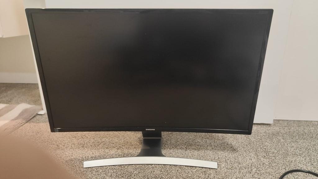 Samsung S27D590CS monitor, Gebruikt, Full HD, Ophalen of Verzenden, Ingebouwde speakers