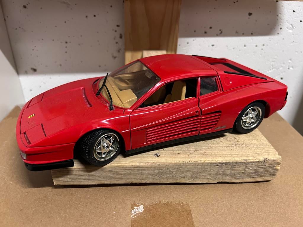 Bburago Ferrari 1995 schaalmodel, Hobby en Vrije tijd, Modelauto's | 1:24, Ophalen, Zo goed als nieuw, Bburago