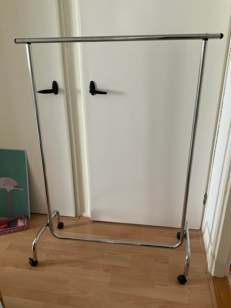 Kledingrek rvs metaal op wielen, Kleding | Dames, Kledingrekken, Ophalen of Verzenden, Met wielen, Gebruikt