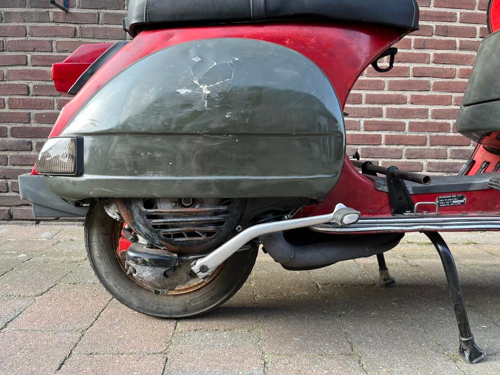 Vespa P200e, Ophalen, Zo goed als nieuw, Benzine