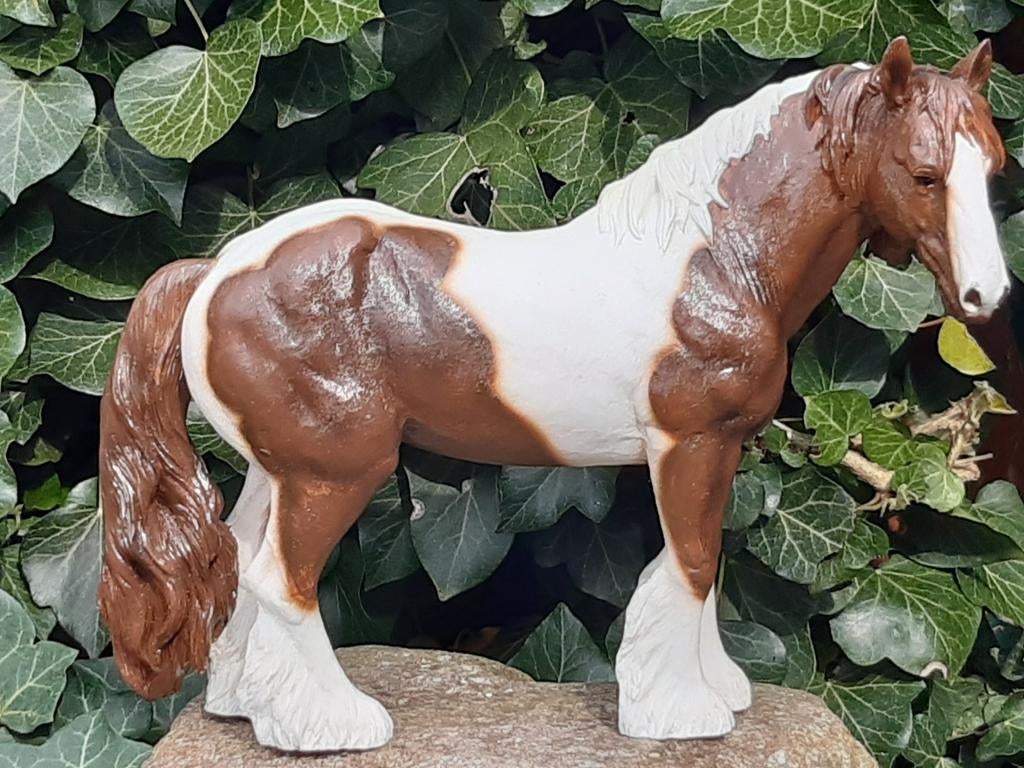 Zeldzaam tinker paard beeld /irish gypsy cob vanner Leonardo, Ophalen of Verzenden, Zo goed als nieuw, Paard, Beeldje of Figuurtje