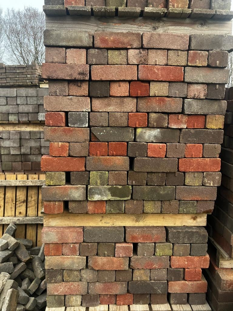 gebakken dikformaat klinkers gebruikt rood zwart, Ophalen, Overige materialen, Klinkers, Zo goed als nieuw