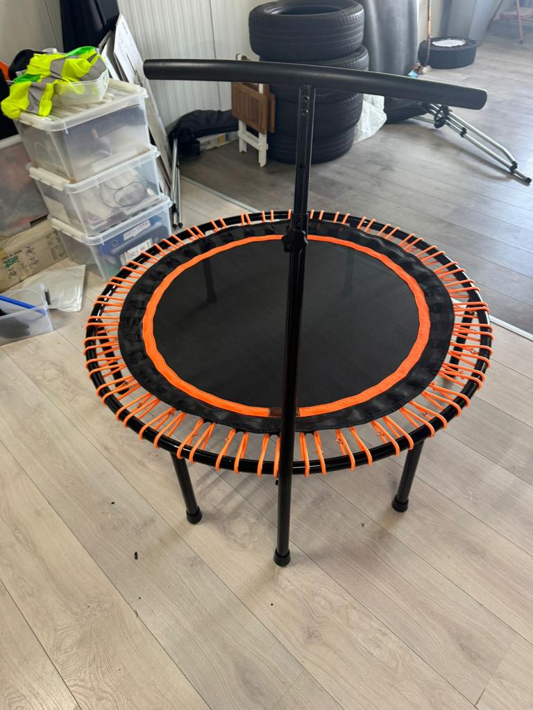 Ik goede staat bounce trampoline, Sport en Fitness, Fitnessmaterialen, Ophalen of Verzenden, Zo goed als nieuw, Buik, Overige typen