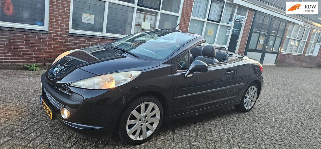 Peugeot 207 CC 1.6-16V T Sport, Voorwielaandrijving, Gebruikt, 4 cilinders, 4 stoelen
