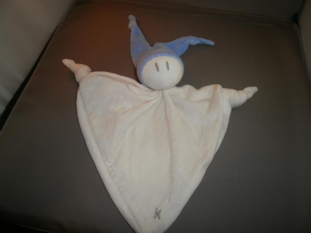 keptin- jr crème velours met dubbele muts blauw of gelige, Ophalen of Verzenden, Nieuw, Overige typen