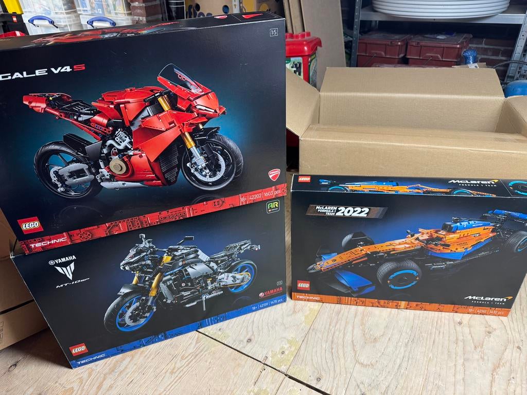 Lege lego dozen 42159 42202, Ophalen of Verzenden, Zo goed als nieuw